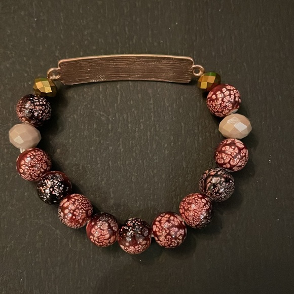 New loved stretch crystal & beaded bracelet;Genuine stones - Picture 2 of 3